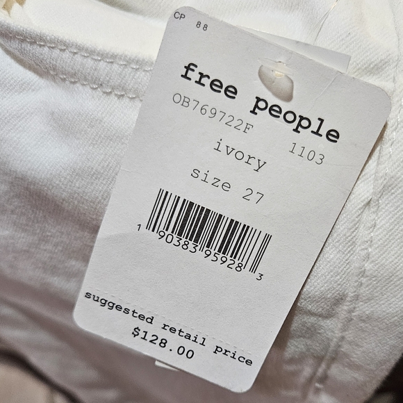 Free People Cutwork Cigarette Leg Jeans High Rise Floral Embroidery Ivory 27 NWT - Picture 3 of 16